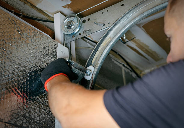 Affordable Garage Door solutions in Callender, CA